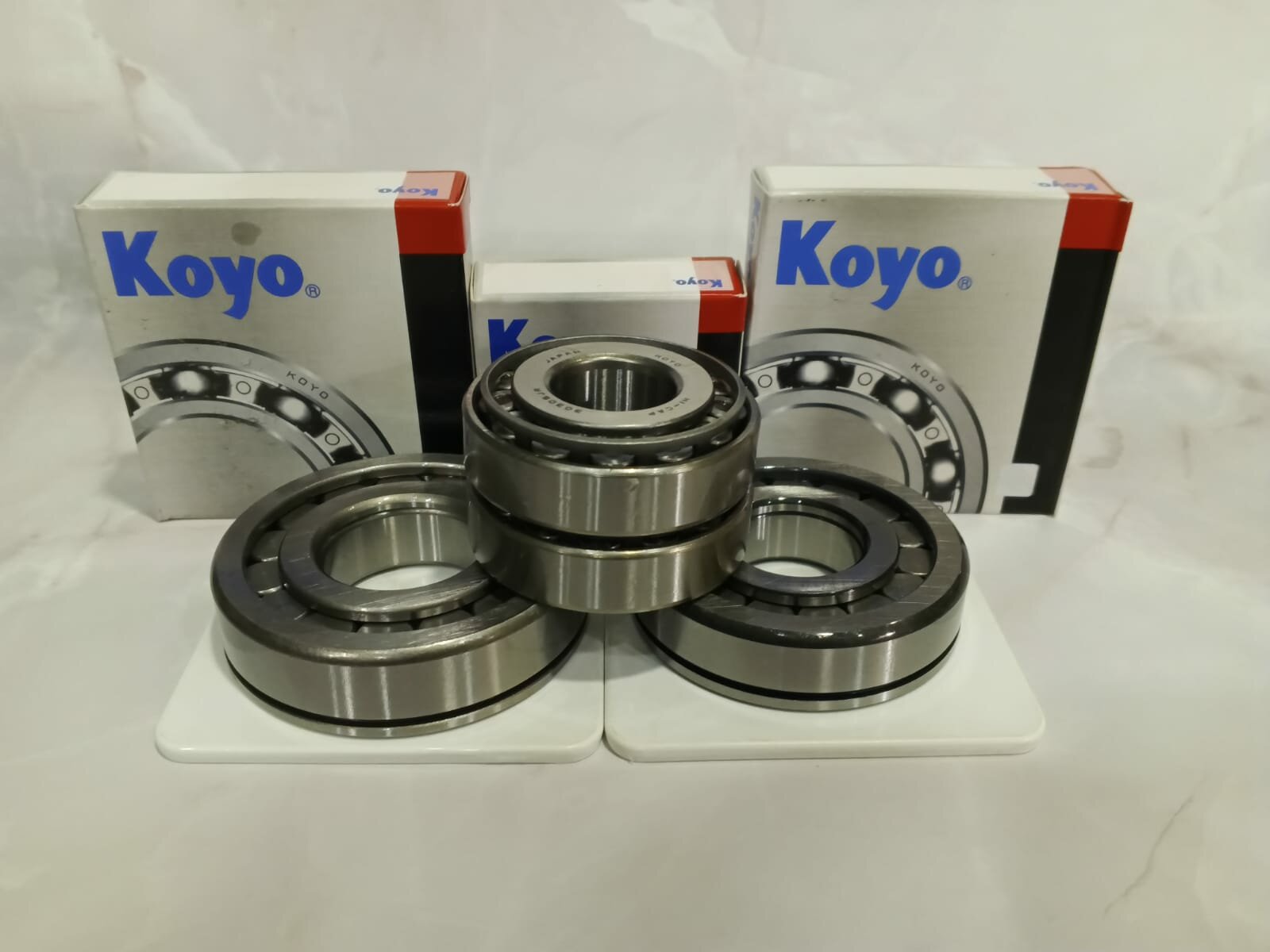 Комплект роликовых подшипников на КПП Газель Koyo