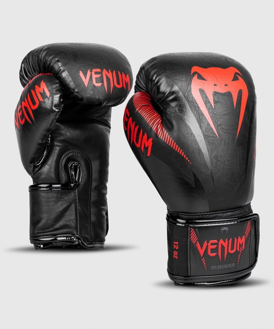 Боксерские перчатки тренировочные Venum Impact - Black/Red (8 oz)