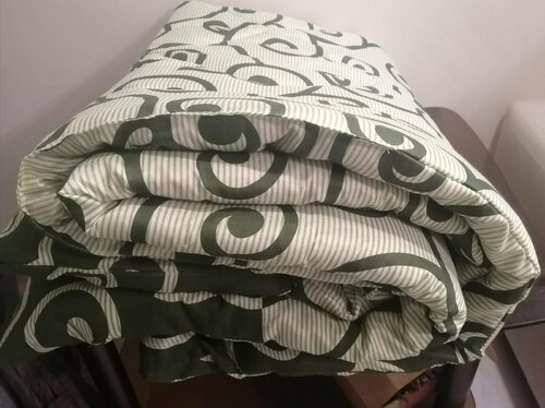 Одеяло синтепоновое всесезонное для дома для дачи для рабочих 1,5