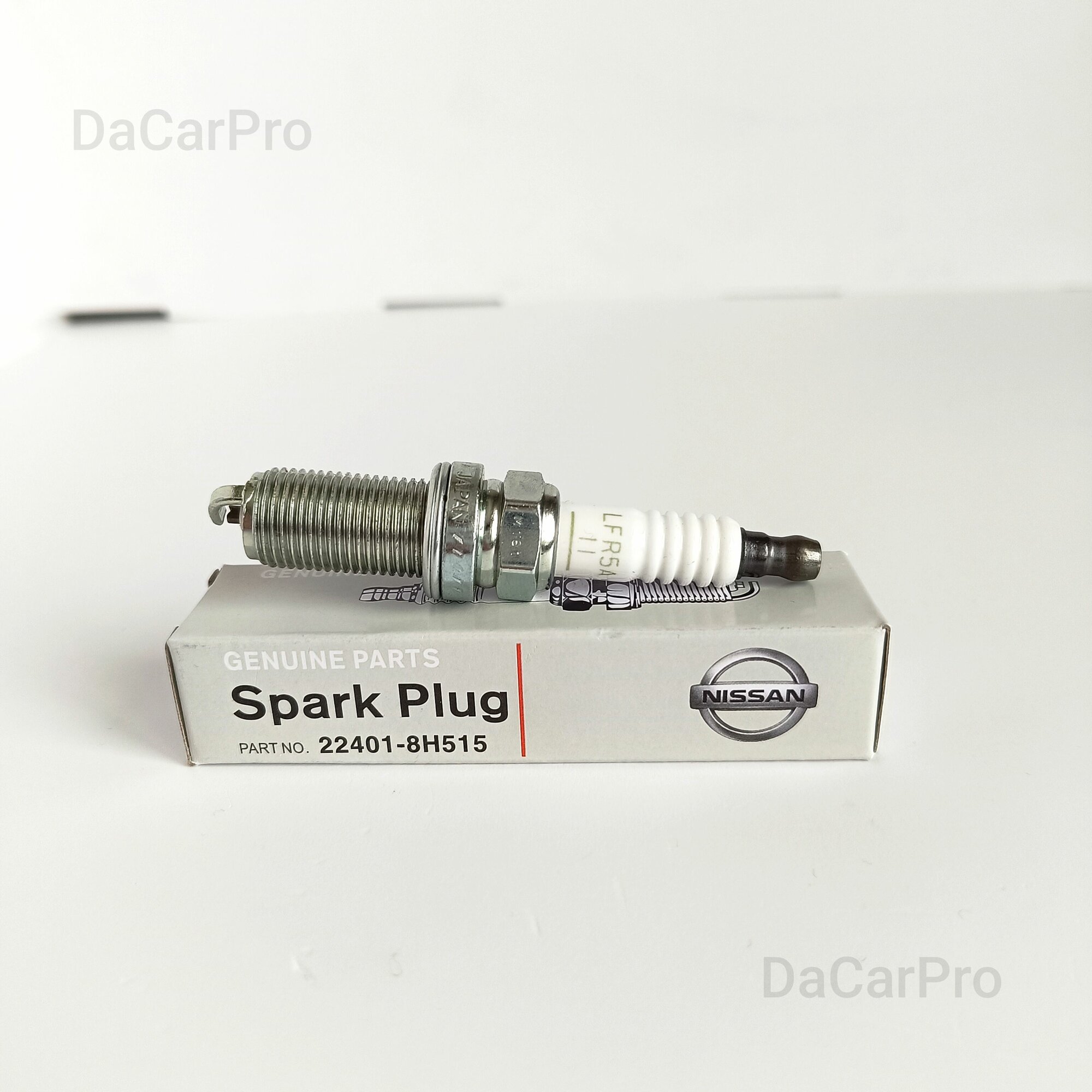 фото Свеча зажигания 224018H515 Nissan Almera, X-Trail, Primera, Pathfinder, Teana / Renault / Hyundai-Kia / Infiniti / Peugeot и др.