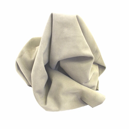 Натуральная итальянская кожа велюр одежный коза 40-45 дм2 цвет бежевый целые шкурки 920₽