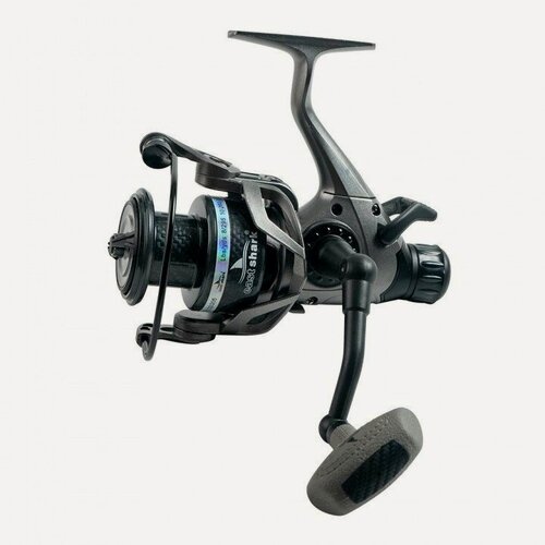 Изображение товара Катушка EastShark Light PRO 5000, подшипников: 1+1, передний + задний фрикцион, передаточное отношение 5.5:1, с байтраннером