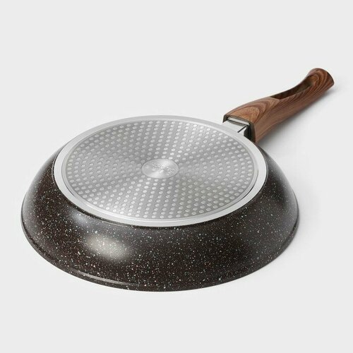 Сковорода Magistro Granit, d=28 см, кованная, съёмная ручка soft-touch, антипригарное покрытие, индукция