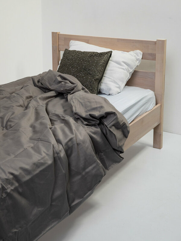 Односпальная кровать Агата из массива березы, 90 х 200 см, без настила, цвет беленый дуб