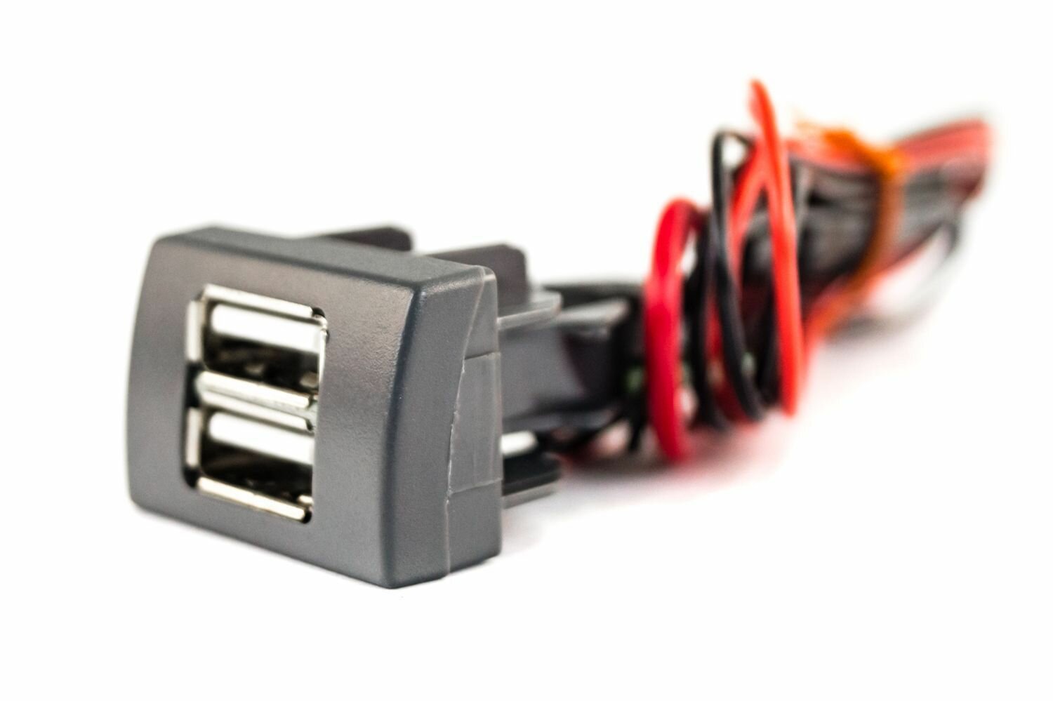 Зарядное устройство USB для автомобилей ГАЗель Next / ГАЗель Бизнес