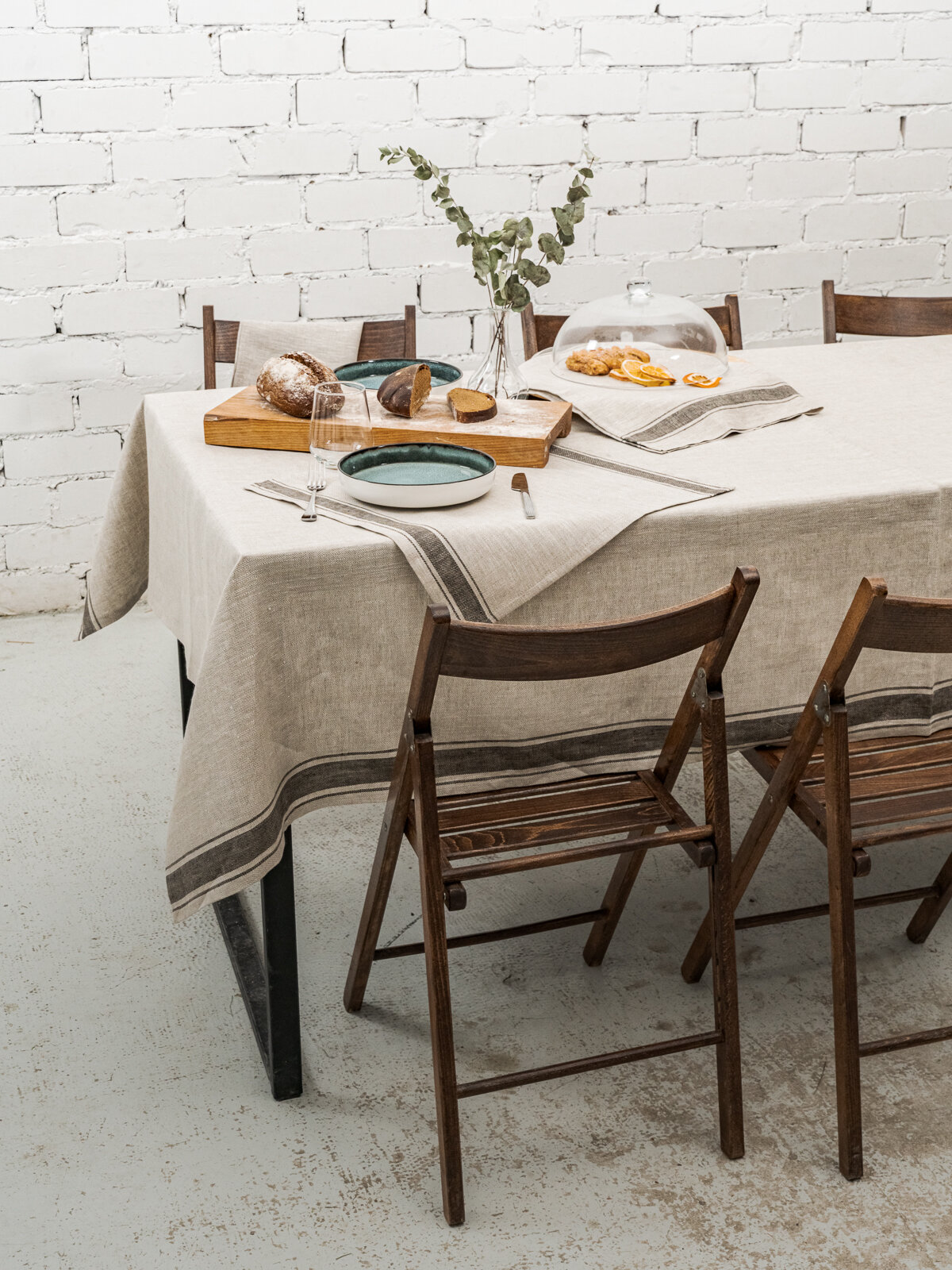 фото Скатерть льняная RUSBY 145 х 240 см бурая полоса