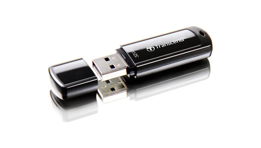 Флешка Transcend JetFlash 700 USB 3.1 G1 32Gb черная (TS32GJF700) (К)