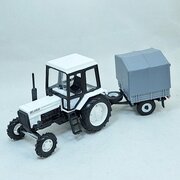 Масштабная модель (МОМ) трактора МТЗ-82 "Люкс-2" с прицепом сельхозник с тентом, 1:43