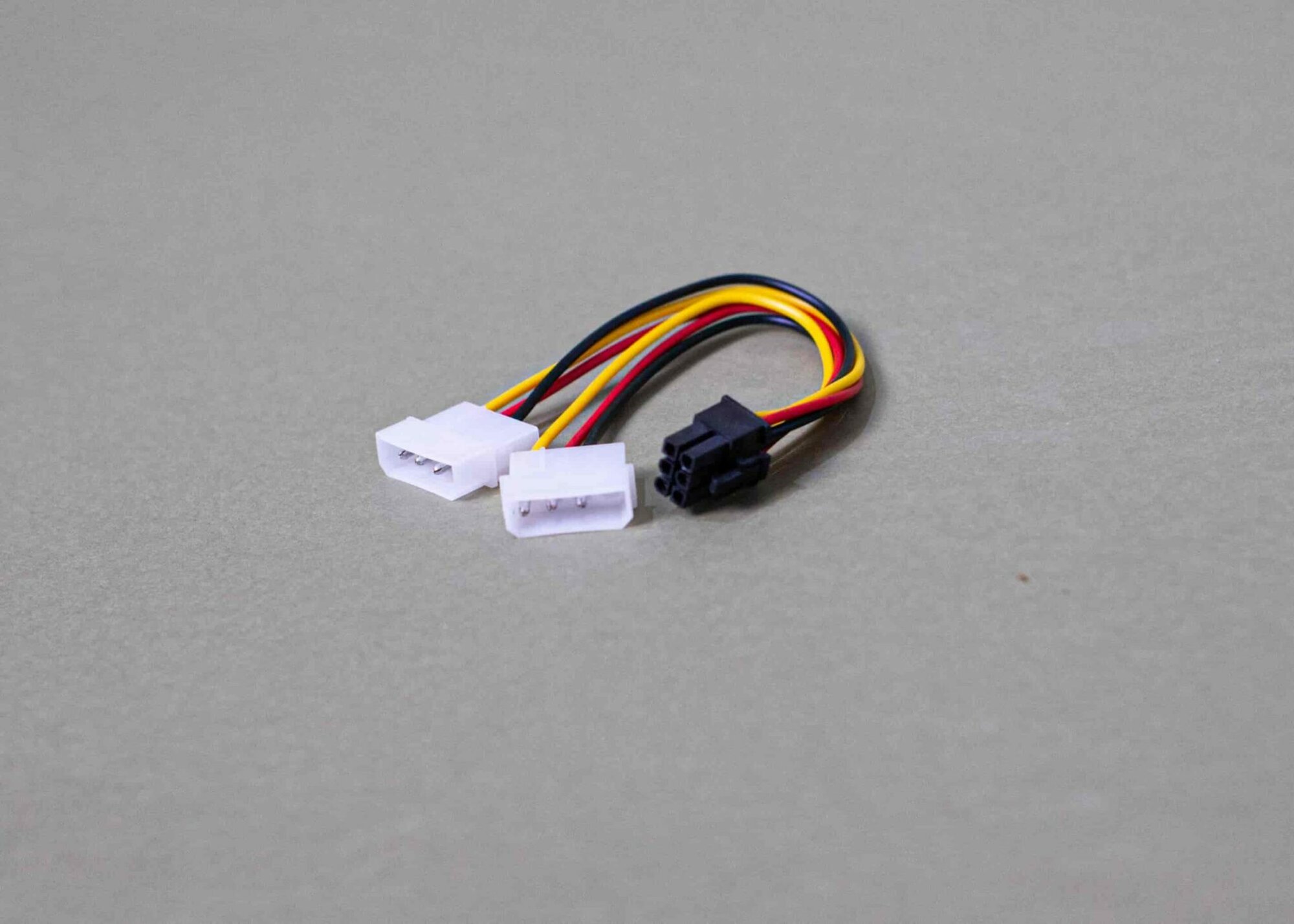 Переходник 6 pin PCI-E на x2 MOLEX