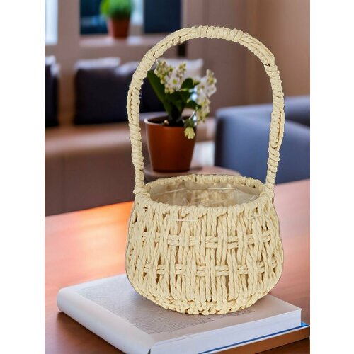 Корзина плетеная с ручкой для подарка и хранения 13x13xН28см 1160₽