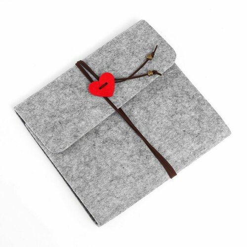 Фотоальбом войлок 30 листов Сердечко 25х23 см 1111₽