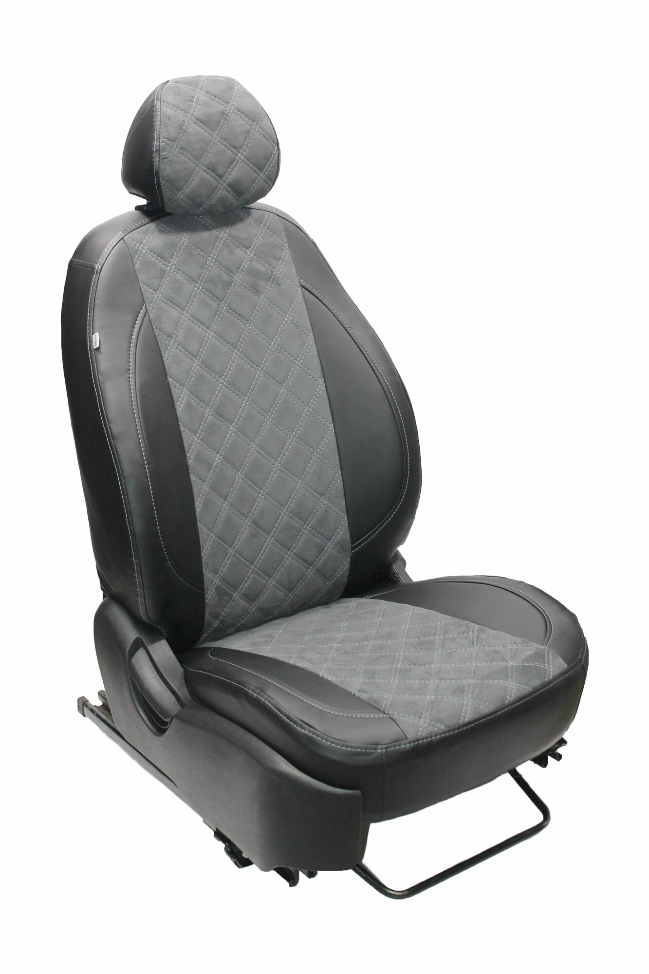 Чехлы для автомобильных сидений комплект Premium на SKODA RAPID (2012-н. в.) седан, задняя спинка сплошная, авточехлы модельные экокожа, серая вставка алькантара ромб