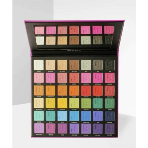 Палитра матовых теней BEAUTY BAY BRIGHT MATTE 42 COLOUR PALETTE