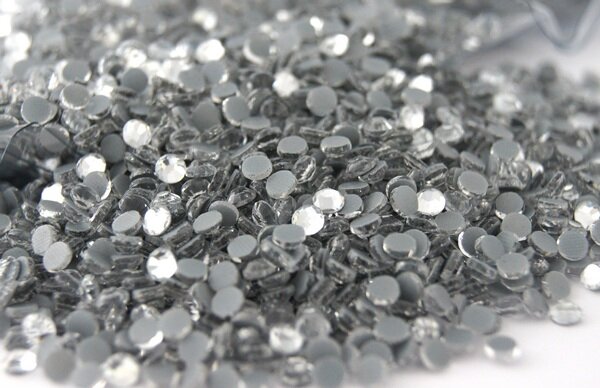 Стразы ss16 термоклеевые 4 мм 10гр. горячей фиксации, цв. 001 кристалл