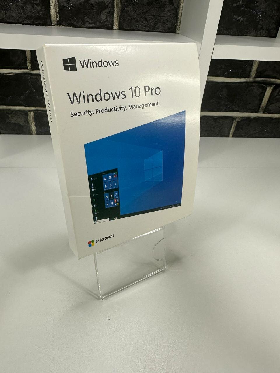 Windows 10 Professional USB Box