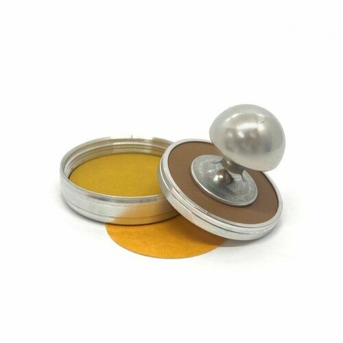 Вега 42-Магнит-КОЖА Металлическая магнитная оснастка для печати с встроенной штемпельной подушкой диаметр печати 42 мм 1639₽