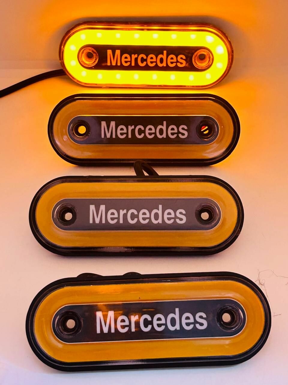 Указатель габаритов Mercedes 12-24V MINI LED 4 шт