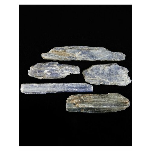 Оберег, амулет Голубой кианит - натуральный камень, колотый, средний, тонкий, 5 шт - привлекает изобилие, помогает наладить любовные отношения, брак