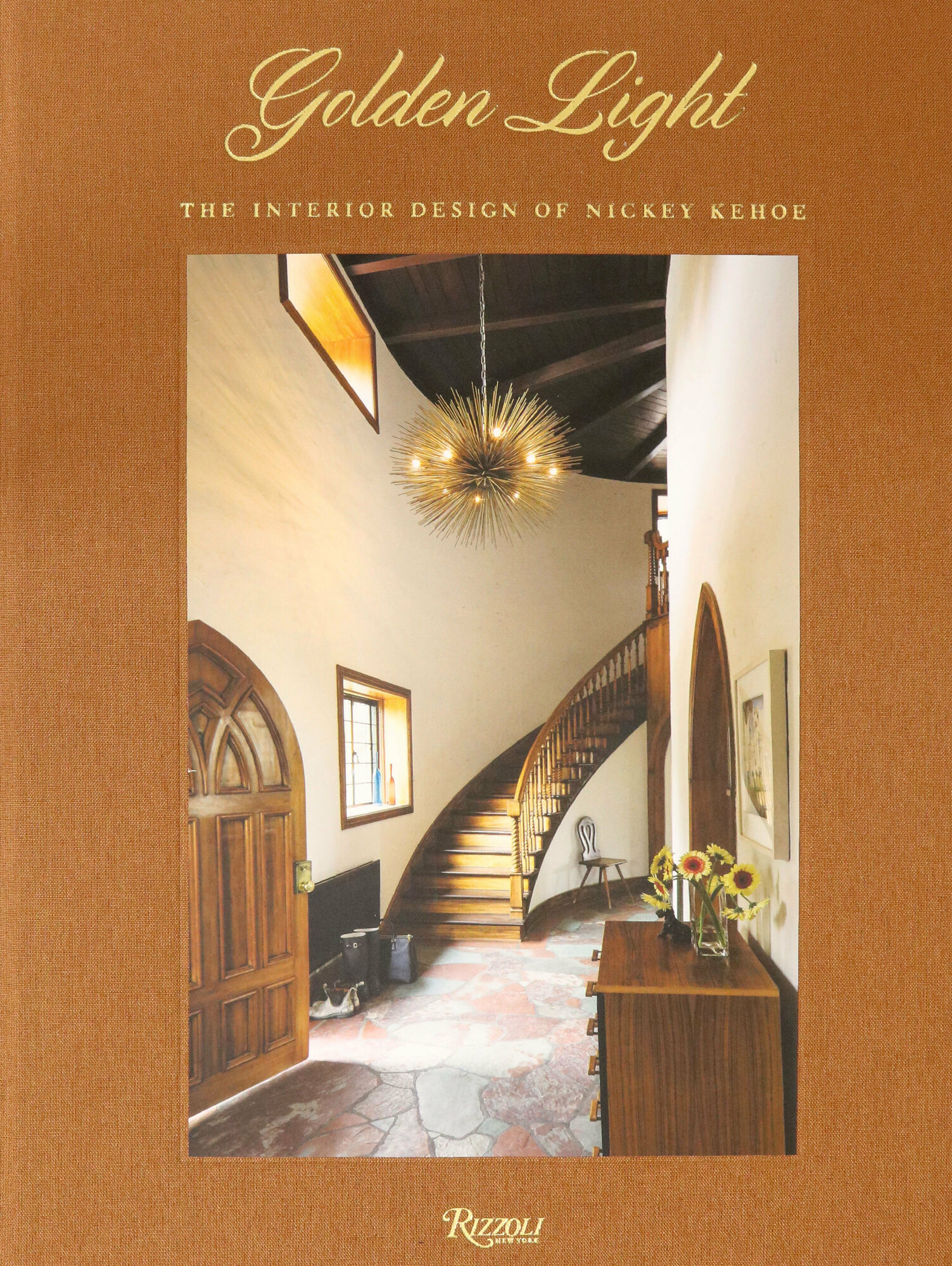 Golden Light: The Interior Design of Nickey Kehoe - фото №4
