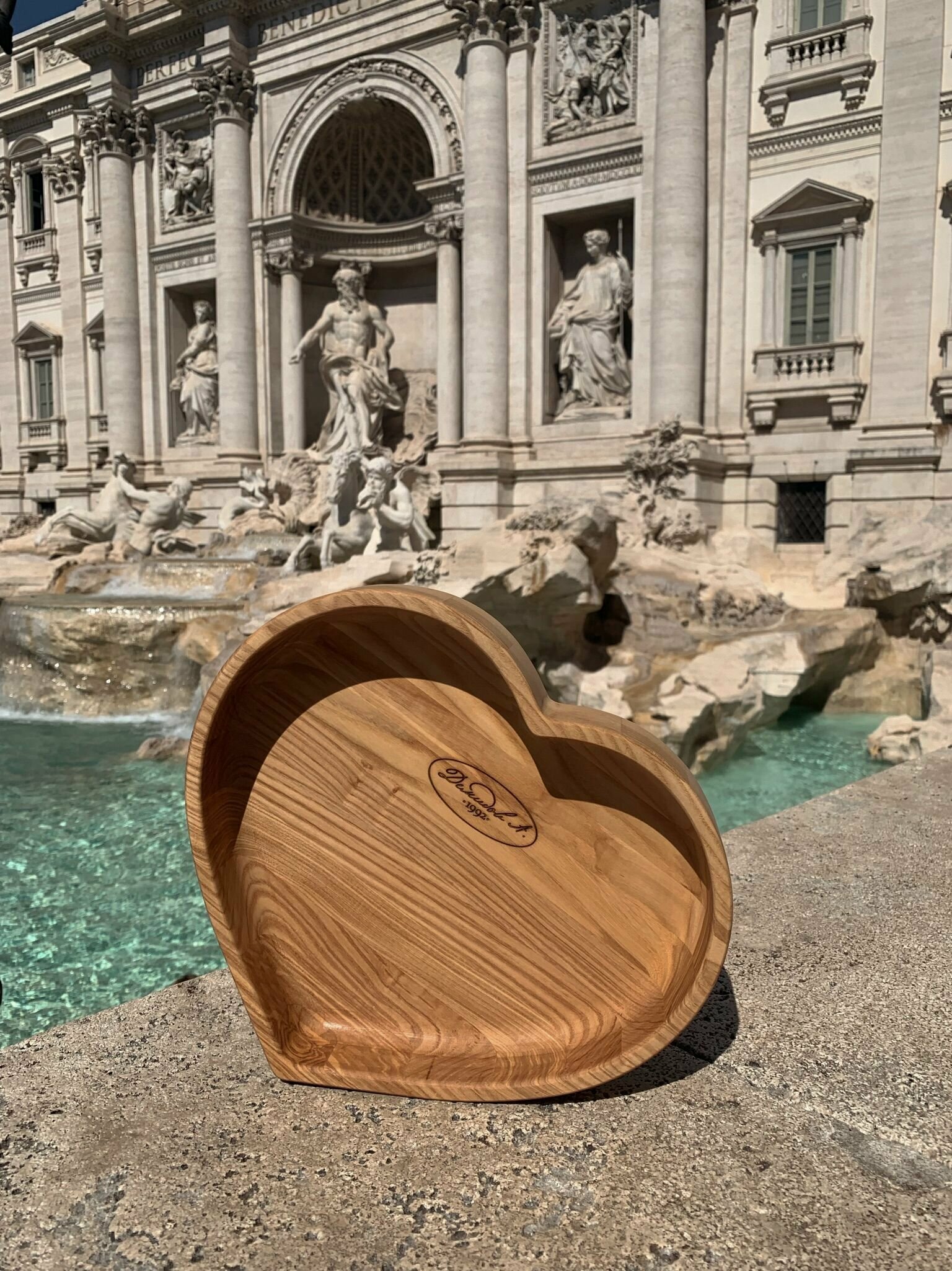 Поднос в форме сердца Дуб Средний (M) 23*27*4,5 см — фото 1