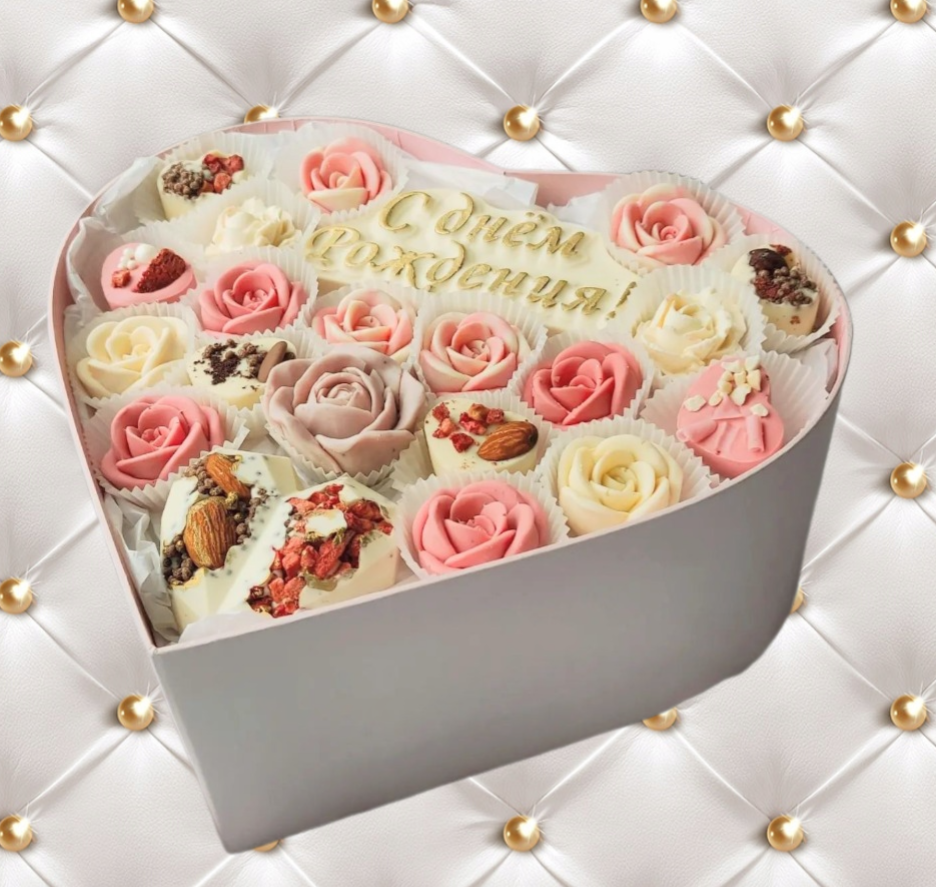 Букет Из Шоколадных Роз На День рождения В Коробке Сердце ShokoTrendy SND176