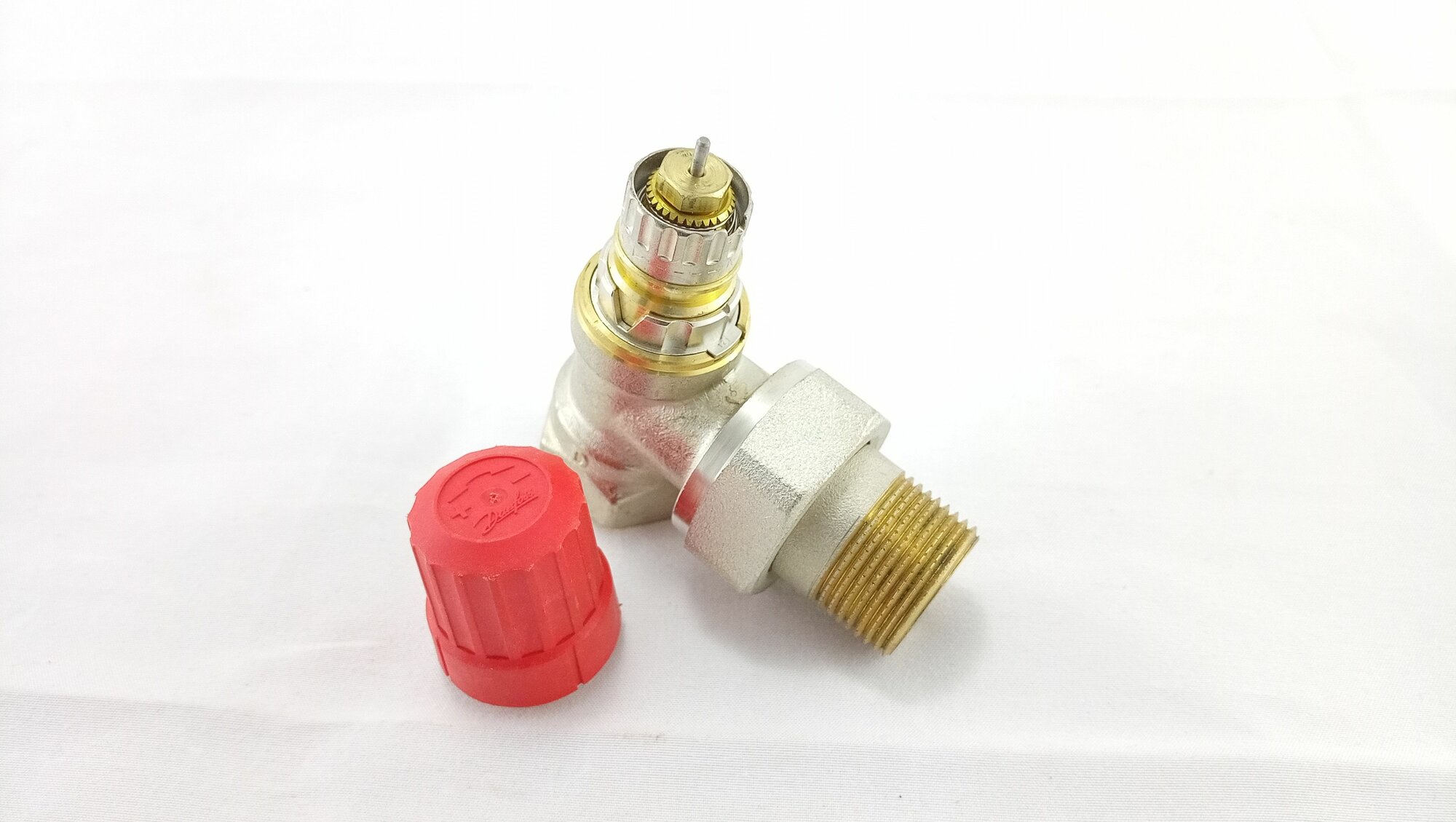 Danfoss 013G7015 - RTR-N Клапан терморег. 20 Угловой