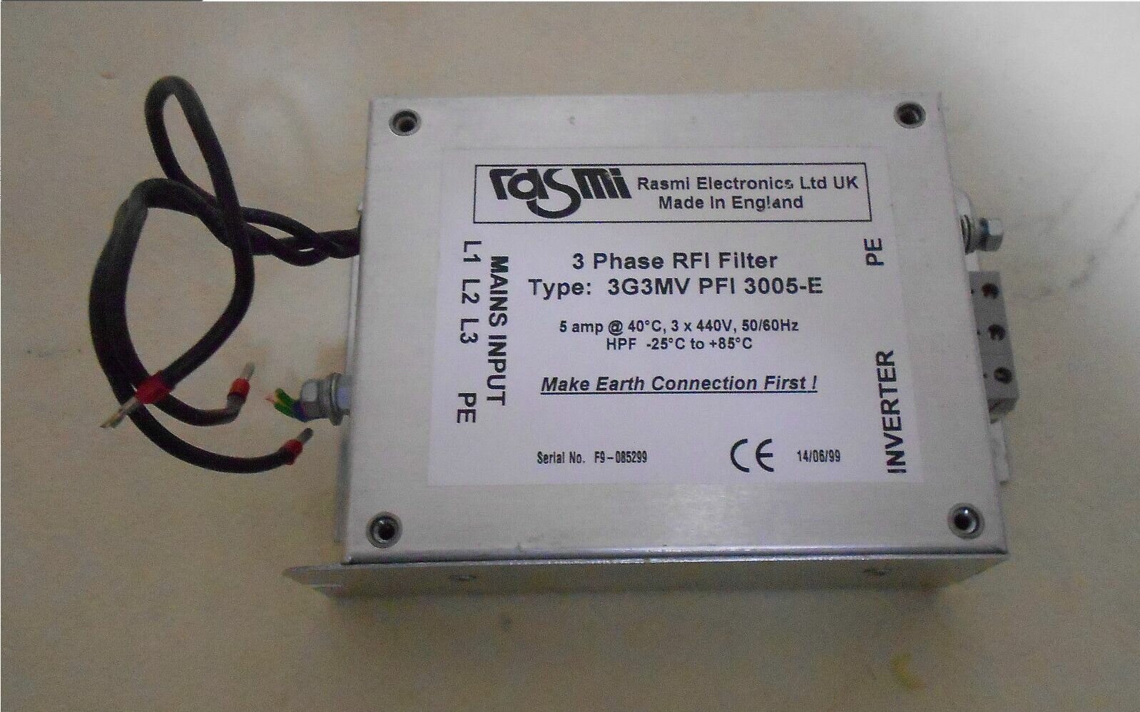 Входной фильтр ЭМС для инверторов Omron 3G3MV-PFI-3005E