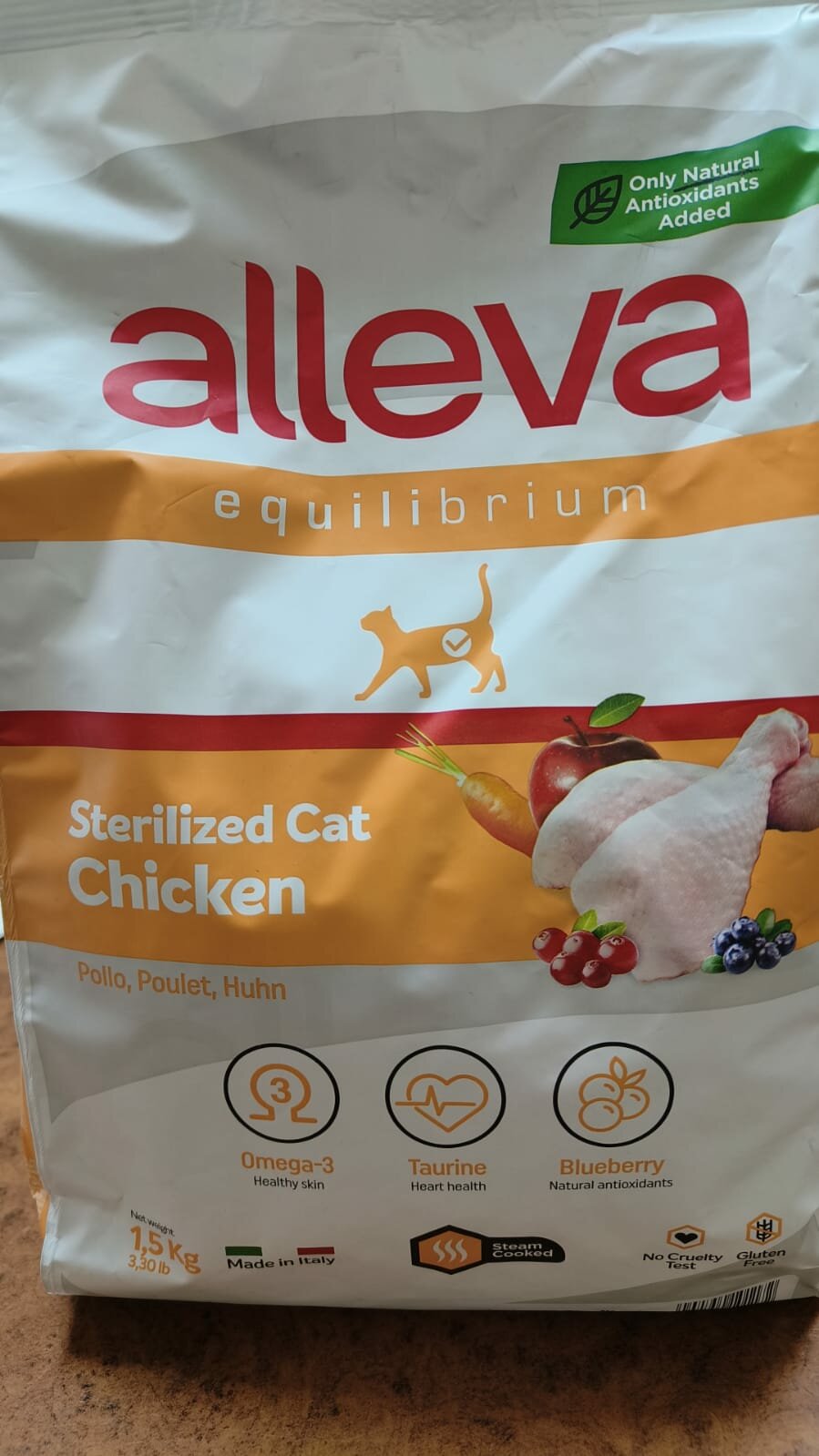 Сухой корм для стерилизованных кошек Alleva Equilibrium с курицей 1.5 кг