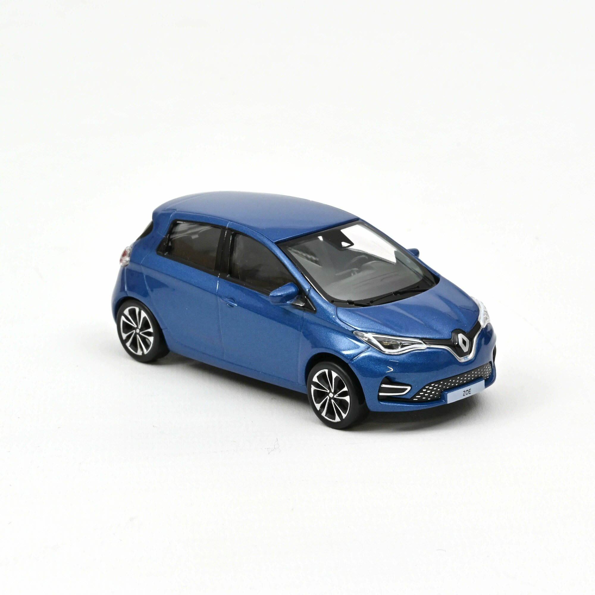 Renault Zoe 2020 Thunder Blue (синий), масштабная модель коллекционная