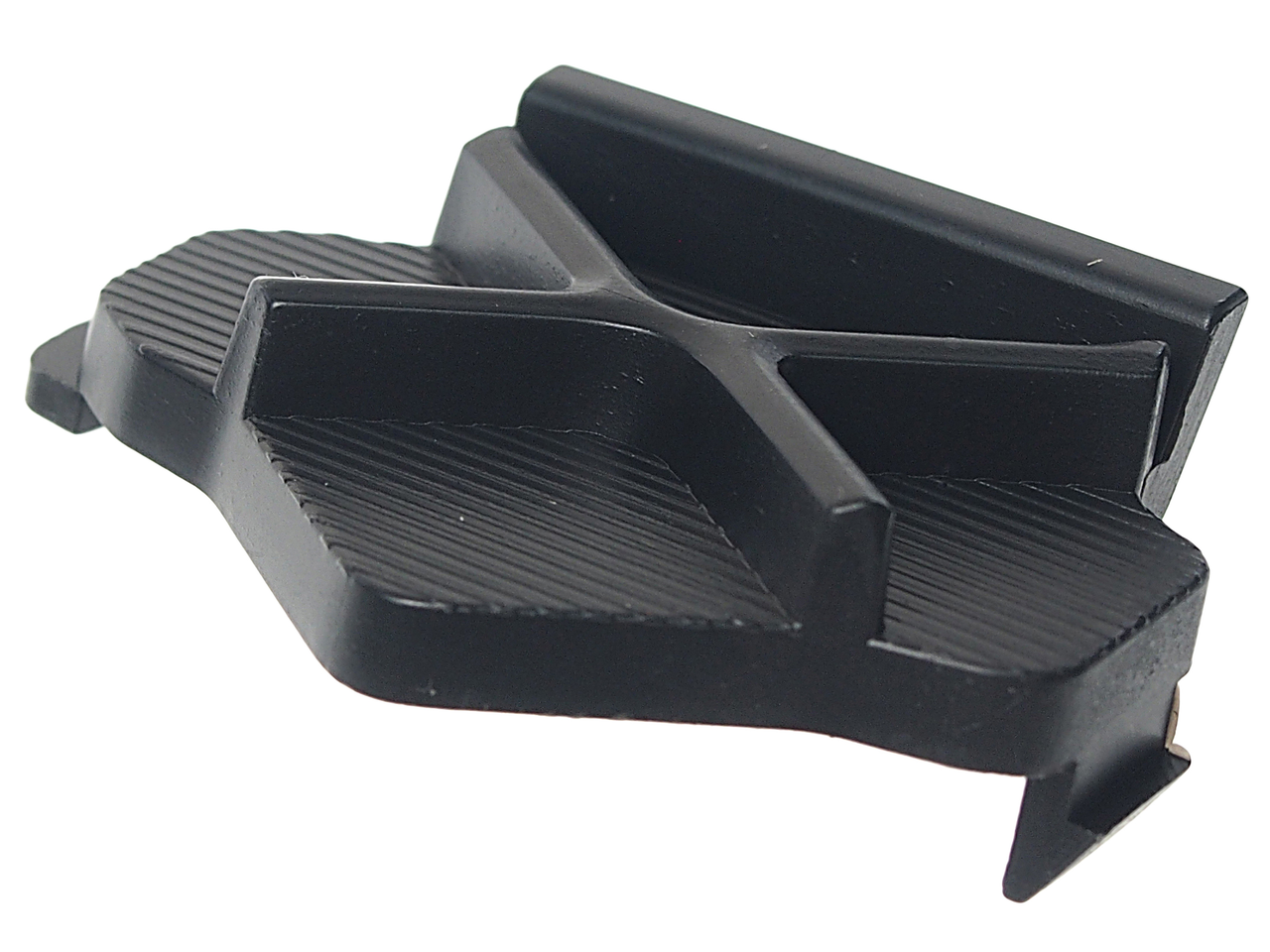 Заглушка MITSUBISHI Lancer (07-14) бампера переднего OE