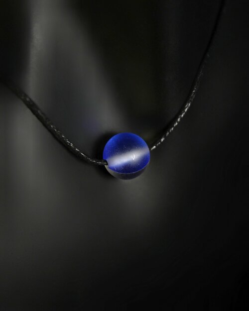 Колье Grow Up Чокер-невидимка Опал - имитированный камень, цвет синий, матовый, на черном шнурке, 10 мм, длина 45 см - символ любви и верности, искусственный камень, длина 45 см