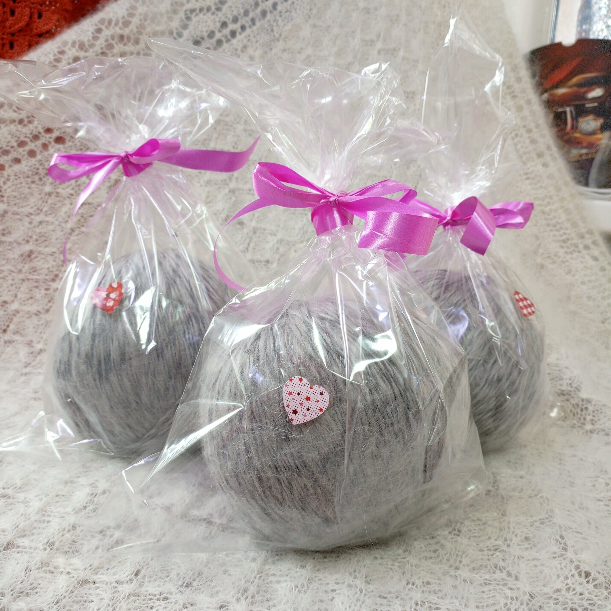 фото Пуховая пряжа серая