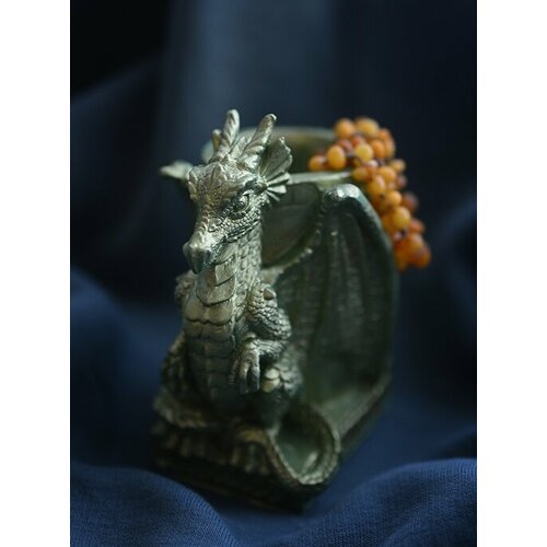 Статуэтка-органайзер-03