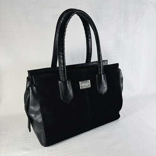 Сумка тоут , фактура бархатистая, гладкая, черный