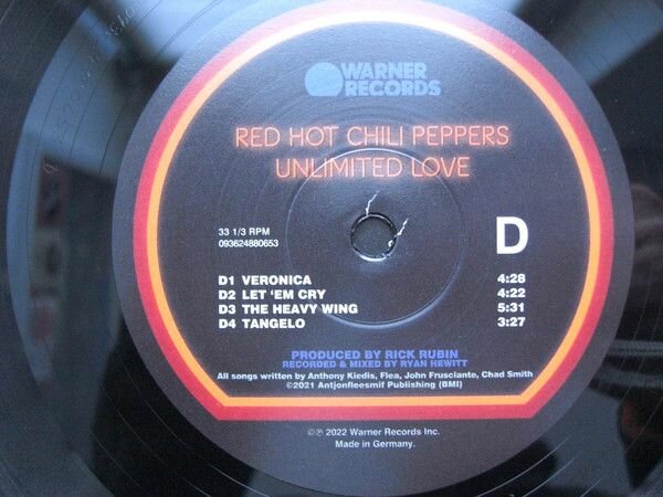 Red Hot Chili Peppers Red Hot Chili Peppers - Unlimited Love (limited, Colour Blue, 2 LP) Warner Music - фото №11