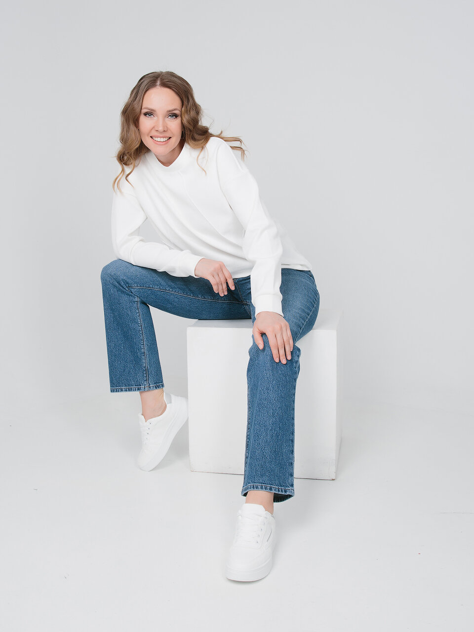 Джинсы широкие 