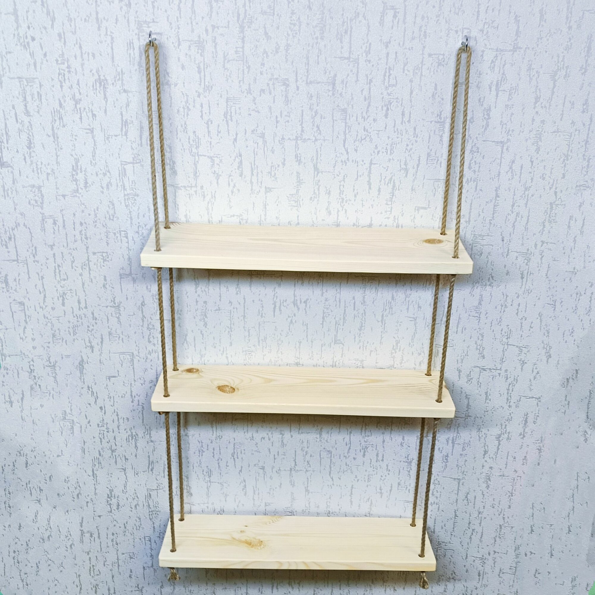 фото Полка подвесная настенная деревянная