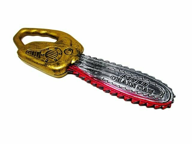 фото Бензопила пластиковая