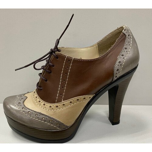 Туфли , размер 39, коричневый melani туфли женские кожа лак каблук восьмигранник 1766 размер 37 цвет темно красный