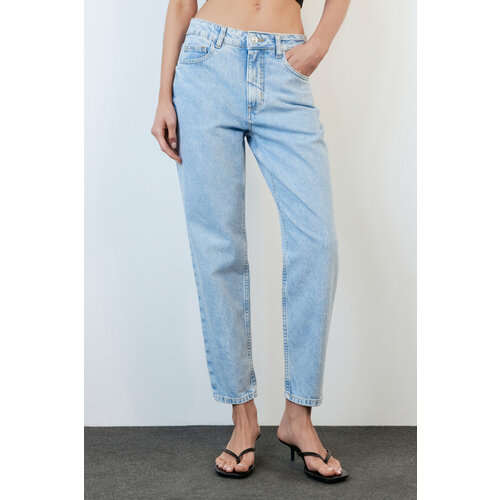Джинсы мом Befree, размер XL/170, светлый индиго джинсы клеш befree полуприлегающие стрейч размер xl 170 синий