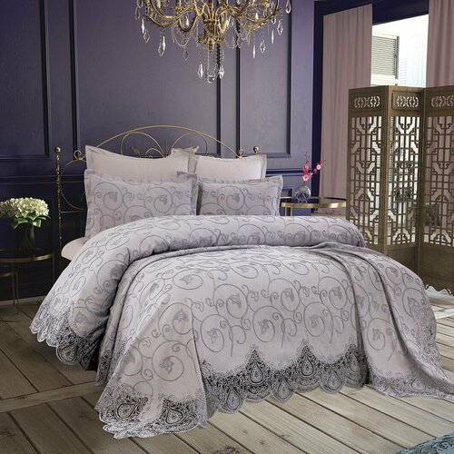 Покрывало Anna Carina 240*260 с наволочками Турция