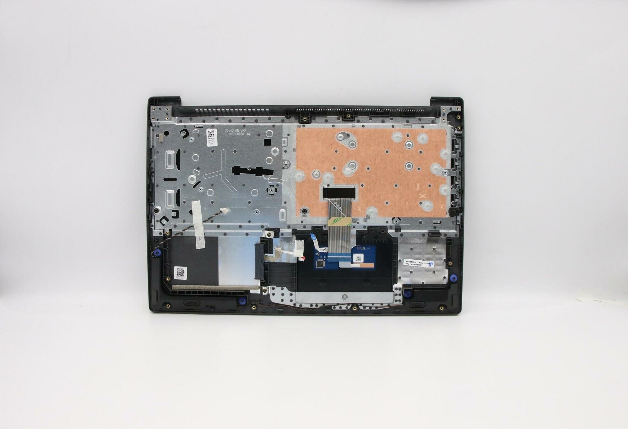 Верхняя панель с клавиатурой (топкейс) для ноутбука Lenovo V15-IIL 82C5 раскладка - русская, без подсветки, черная (5CB0X57067), оригинал — фото 1