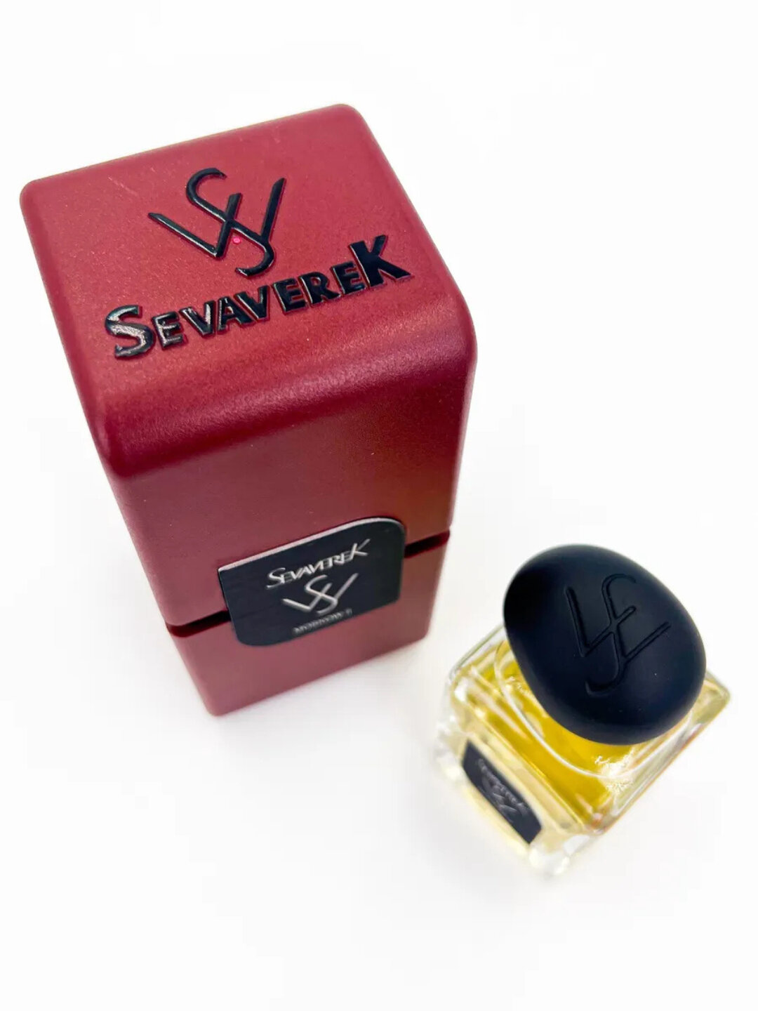 Парфюмерная вода Sevaverek Moscow II #5502 Molecules Escentric 02, унисекс, 50 мл