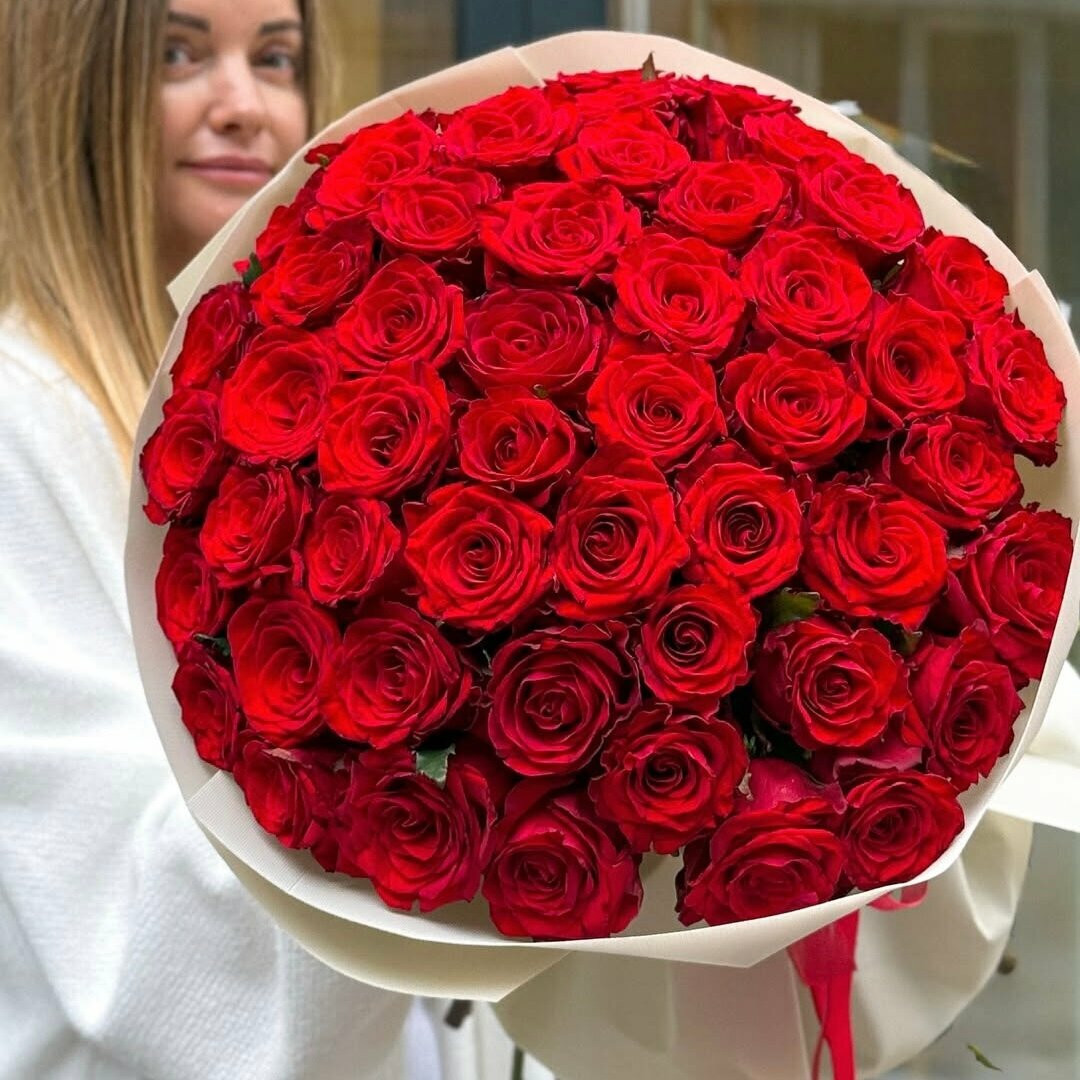 Букет из красных роз 51 шт, красивый букет цветов, шикарный, премиум цветы, премиум букет