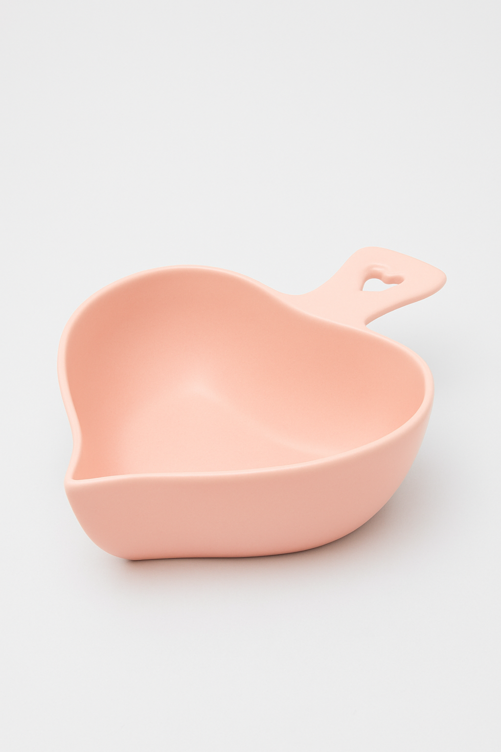 Керамическая формочка в виде сердца — стильная и удобная посуда