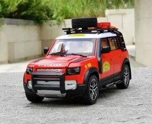 Машинка металлическая Land Rover Defender 1:24, Коллекционная модель для взрослых, Игрушечный автомобиль с звуковыми и световыми эффектами для детей