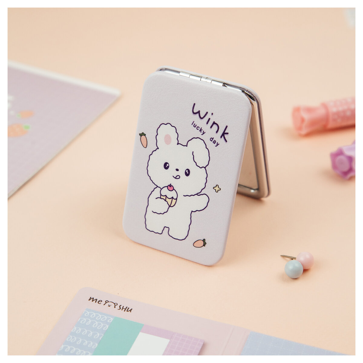 фото Зеркальце карманное складное MESHU "Lucky bunny"