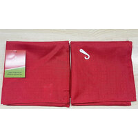 Основная задача тканевой салфетки, лежащей у вас на коленях, принимать на себя капли напитков, пятна от  ...