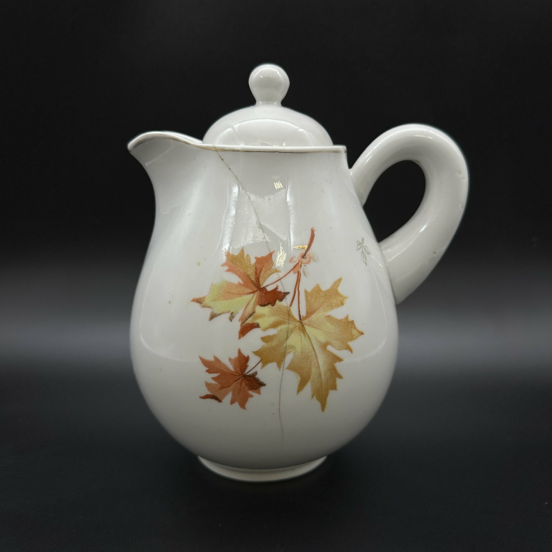 фото Чайник доливной с растительным декором, фарфор, деколь, золочение