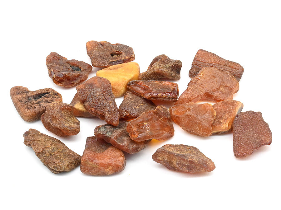 Минерал янтарь 24*17*11мм. 2-2,99г. .